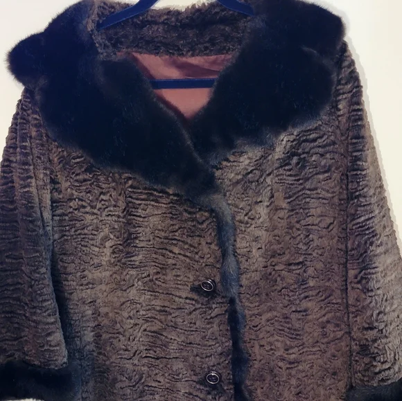 Sycamore Aristocrat Vintage 1970's Brown Faux Fur Women's Coat - Picture 3 of 12